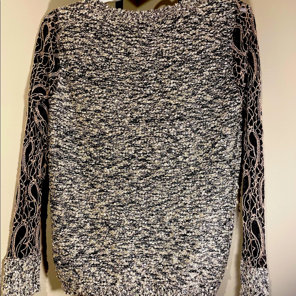 Lola B JRS Lace Long Sleeve Sweater Medium! Beautiful Sweater !! A must have 😍